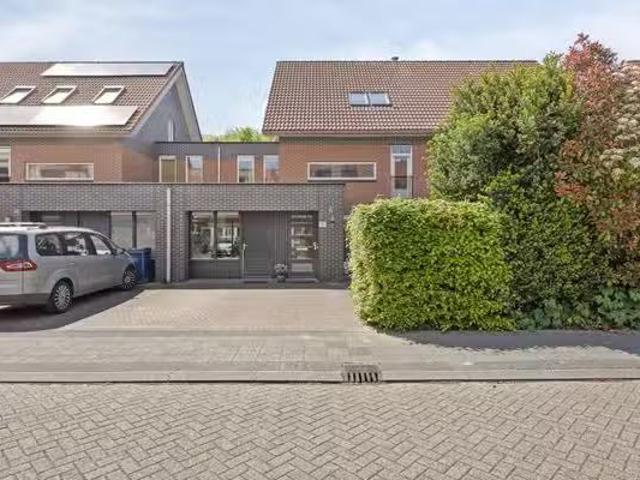 Woning te koop in Eilandenbuurt, Almere-haven
