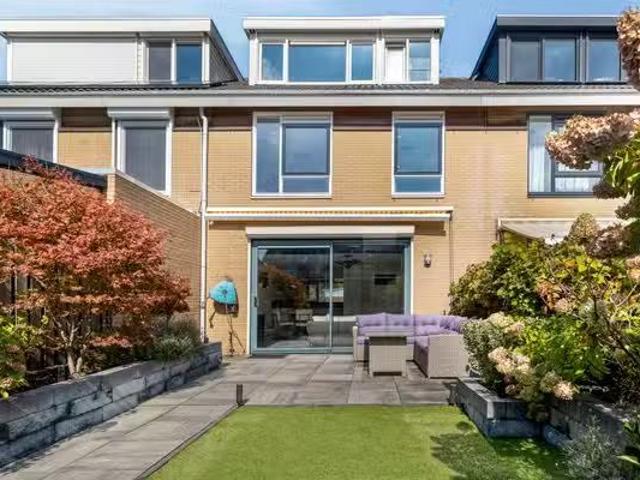 Woning te koop in Oosterheem, Zoetermeer