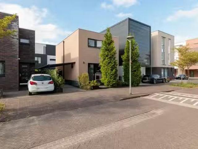 Woning te koop in Buitenhof, Delft