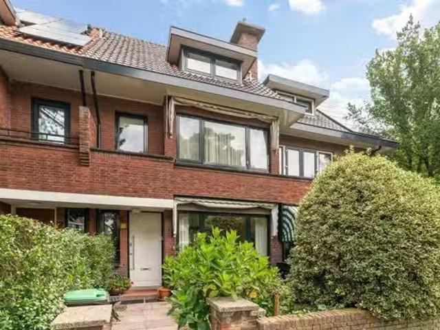 Woning te koop in Loosduinen, Zuid Holland