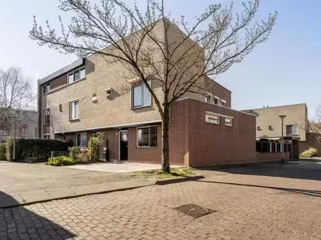 Woning te koop in Vlaardingerambacht, Vlaardingen