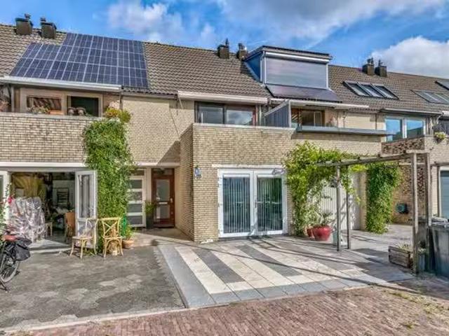 Woning te koop in IJsselmonde, Rotterdam