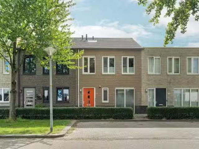 Woning te koop in Stripheldenbuurt, Almere-haven
