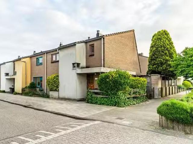 Woning te koop in Stevenshof, Zuid Holland