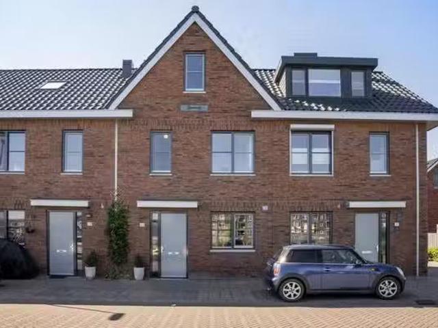 Landhuis te koop in Vlaardingen, Drevenbuurt