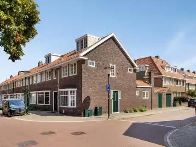 Woning te koop in Stratum, Acht