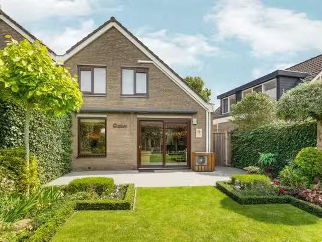 Woning te koop in Almere-haven, Flevoland