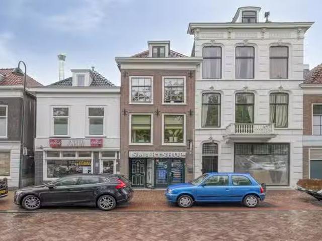Landhuis te koop in Vlaardingen, Kruidenbuurt