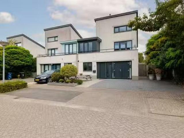 Woning te koop in Almere-haven, Flevoland