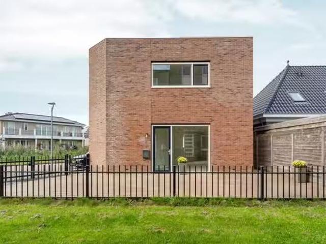 Woning te koop in Almere-haven, Flevoland