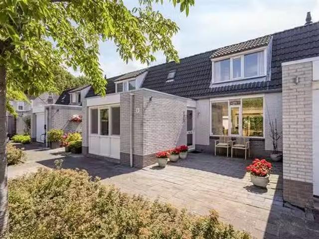Woning te koop in Bouwmeesterbuurt, Almere-haven