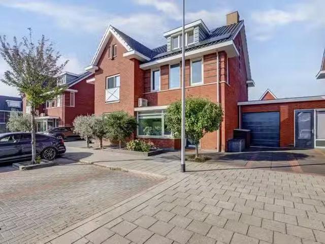 Woning te koop in IJsselmonde, Rotterdam
