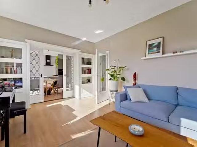 Woning te koop in Loosduinen, Zuid Holland