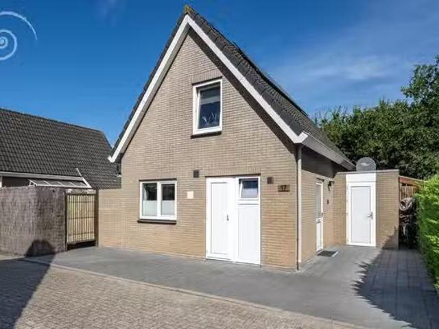 Woning te koop in Ouddorp, Zuid Holland