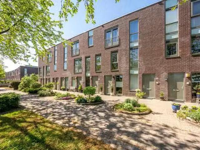 Woning te koop in Landgoederenbuurt, Almere-haven