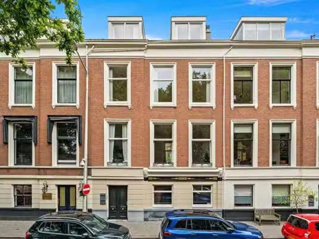 Woning te koop in Waalsdorp, Den Haag