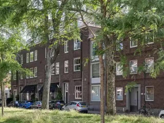 Woning te koop in Ommoord, Rotterdam