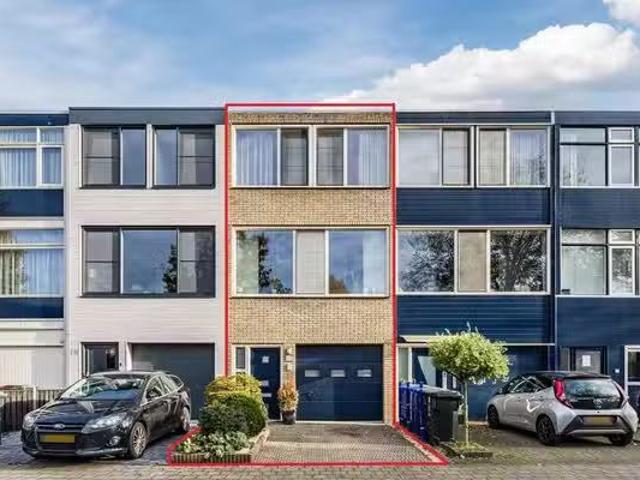 Woning te koop in Gesworen Hoek, Tilburg