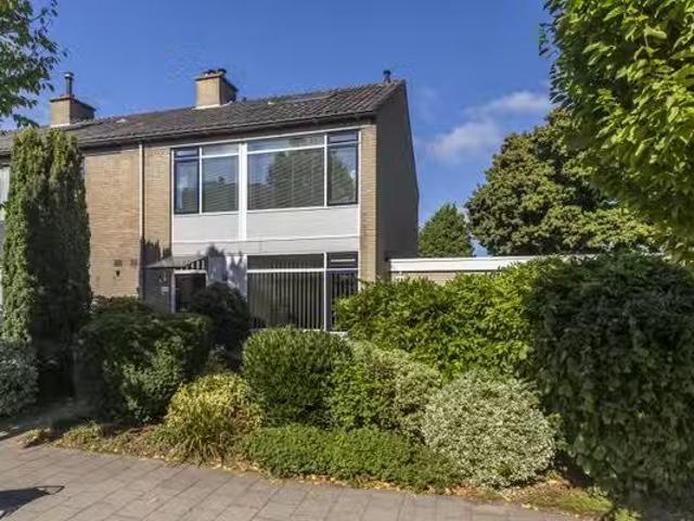 Woning te koop in Loosduinen, Den Haag