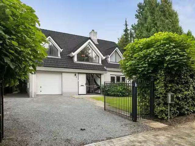 Woning te koop in Almere-haven, Flevoland