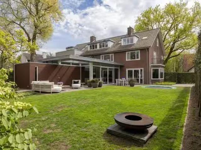 Woning te koop in Stratum, Noord Brabant