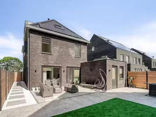 Woning te koop in Olland, Flevoland