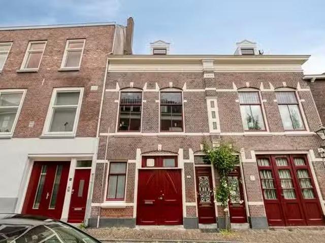 Woning te koop in Oostwijk, Vlaardingen