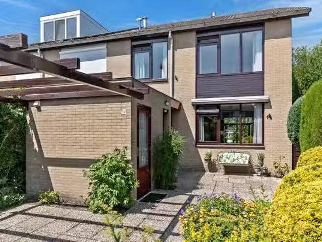 Woning te koop in Schilderswijk, Zuid Holland