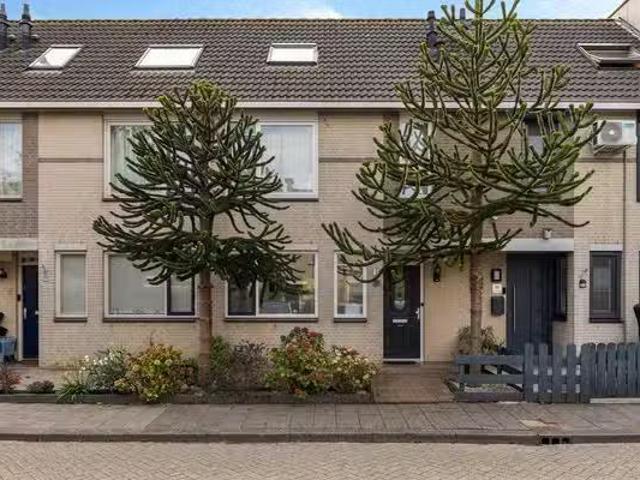 Woning te koop in Bouwmeesterbuurt, Almere-haven