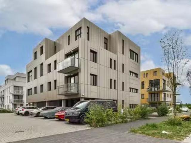 Landhuis te koop in Almere, Literatuurwijk