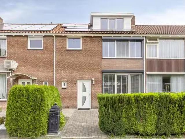 Landhuis te koop in Eindhoven, Generalenbuurt