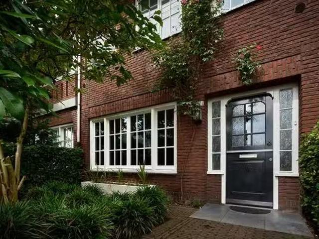 Landhuis te koop in Eindhoven, Doornakkers-Oost