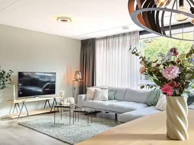 Woning te koop in Strijp, Acht