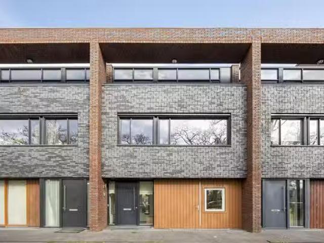Landhuis te koop in Eindhoven, Zwaanstraat