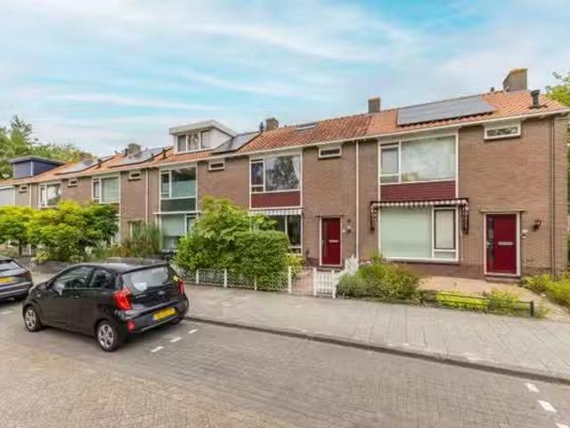 Woning te koop in Stevenshof, Zuid Holland