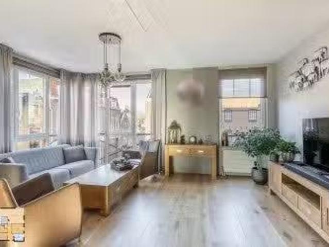 Woning te koop in Oostwijk, Vlaardingen