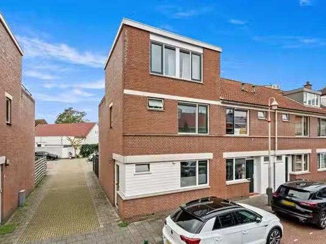 Woning te koop in Den Haag, Zuid Holland