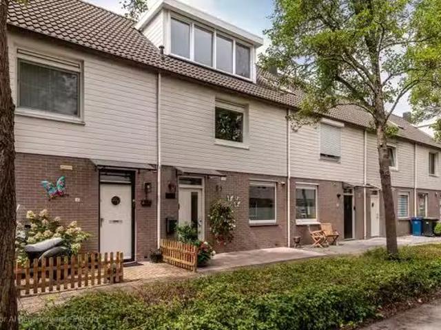 Woning te koop in Filmwijk, Almere-haven