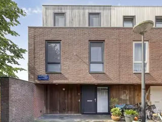 Woning te koop in Sloten, Amsterdam