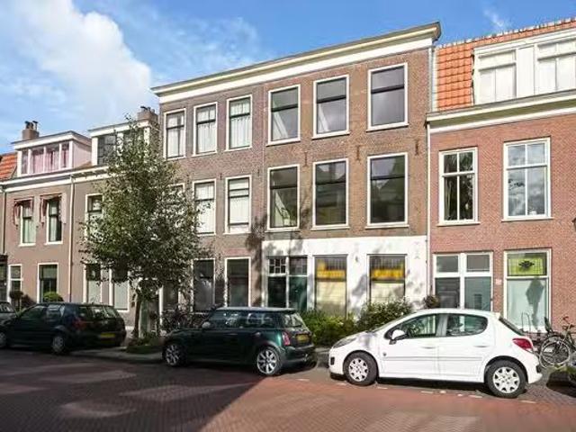 Woning te koop in Zeeheldenkwartier, Den Haag