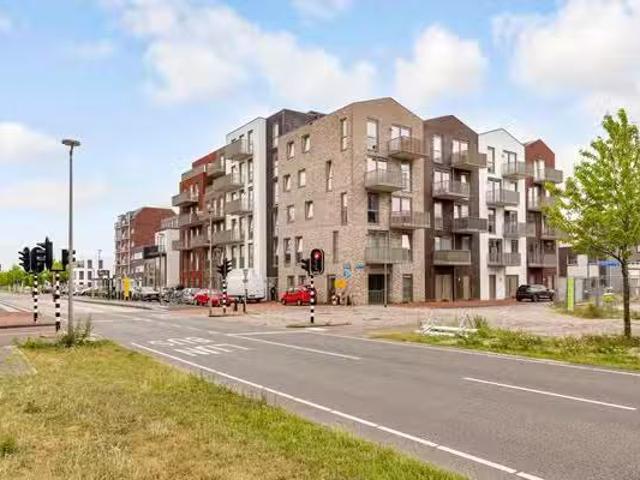 Landhuis te koop in Almere, Literatuurwijk