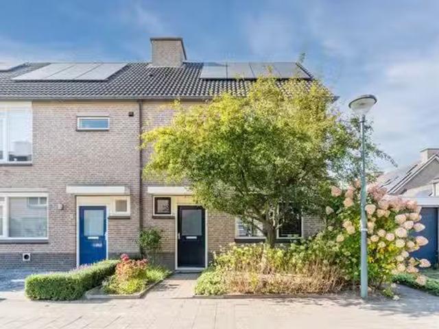 Woning te koop in Stratum, Acht