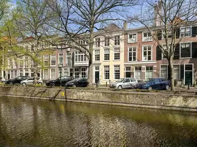 Woning te koop in Loosduinen, Den Haag