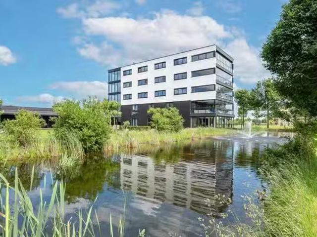 Landhuis te koop in Almere, Almere Hout