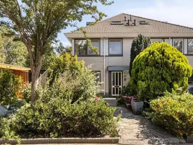 Woning te koop in Bussum, Noord Holland