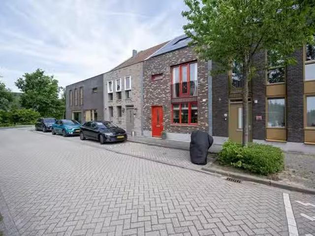 Woning te koop in Regenboogbuurt, Almere-haven