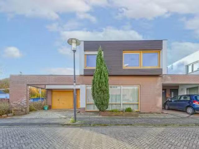 Woning te koop in Maastricht-West, Maastricht