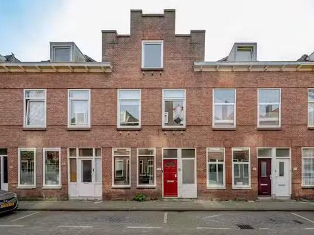Woning te koop in Bloemhof, Rotterdam
