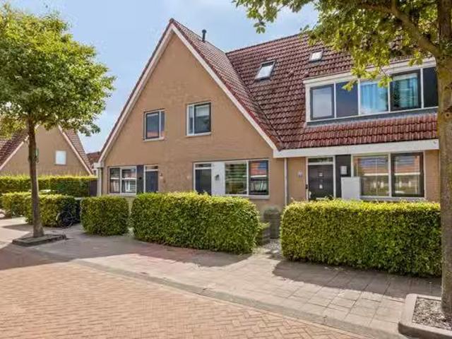 Woning te koop in Charlois, Rotterdam