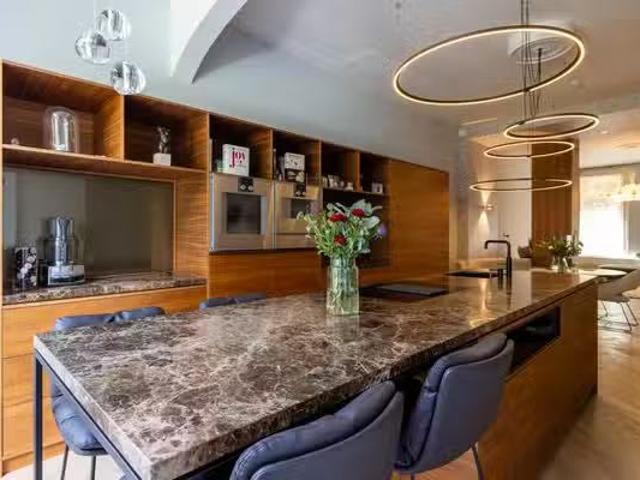 Woning te koop in Kop van Zuid-Entrepot, Rotterdam